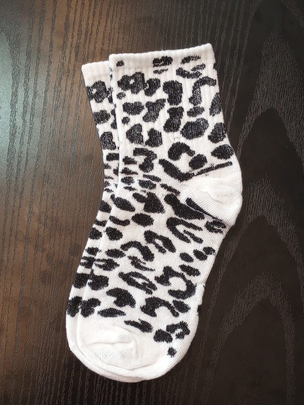 White And Black Leopard Print Crew Ankle Socks Soft Comfort